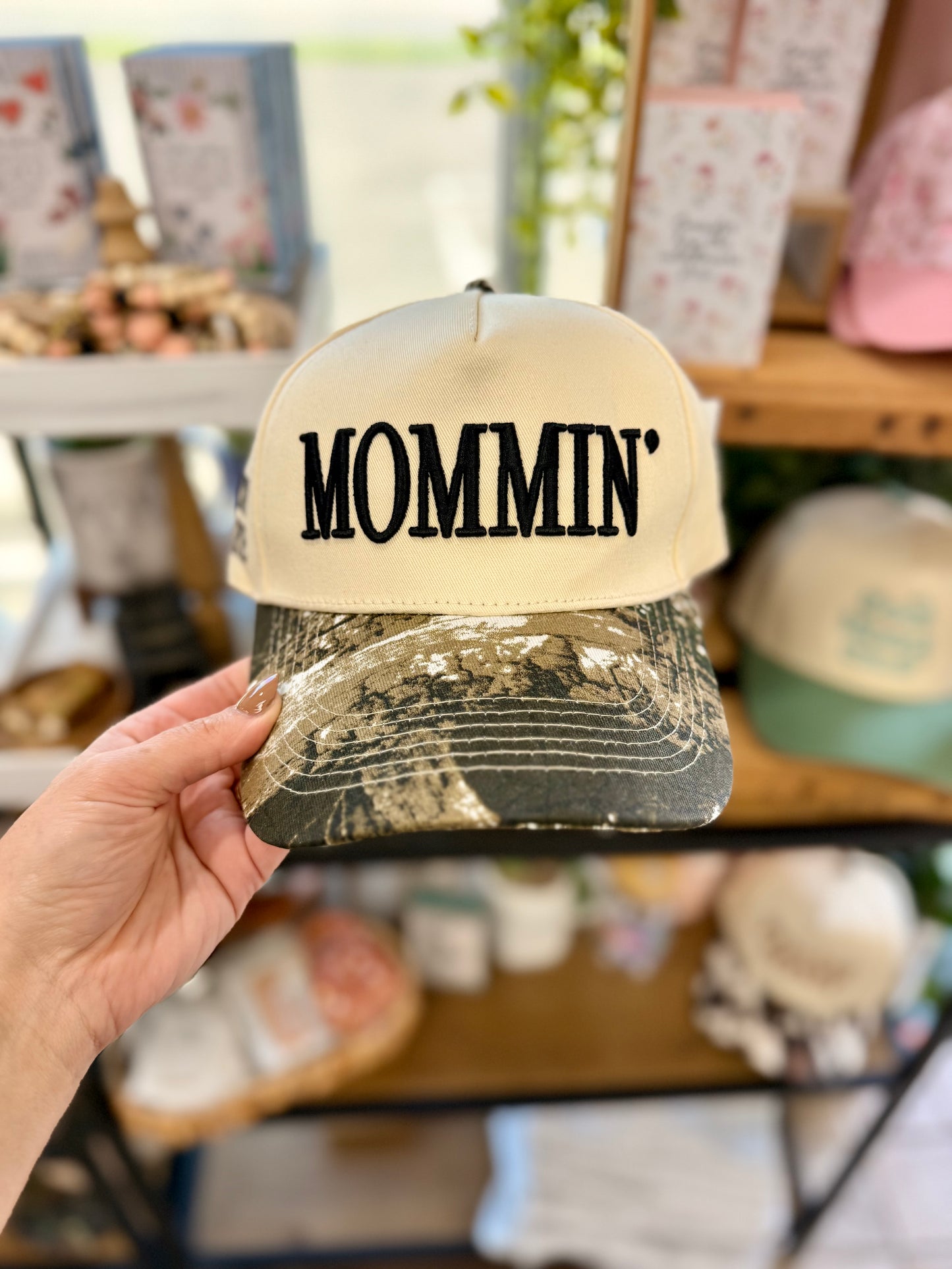 mommin’ camo hat