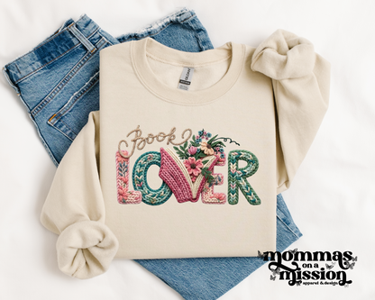 book lover in faux crochet