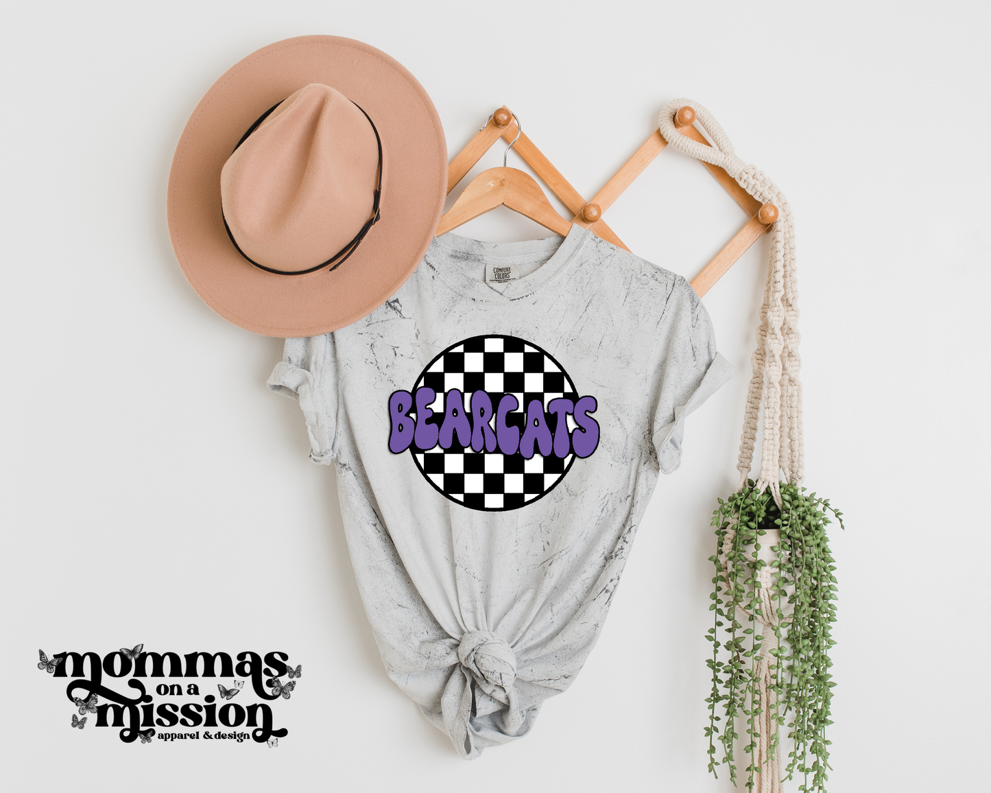 bearcats checkered circle