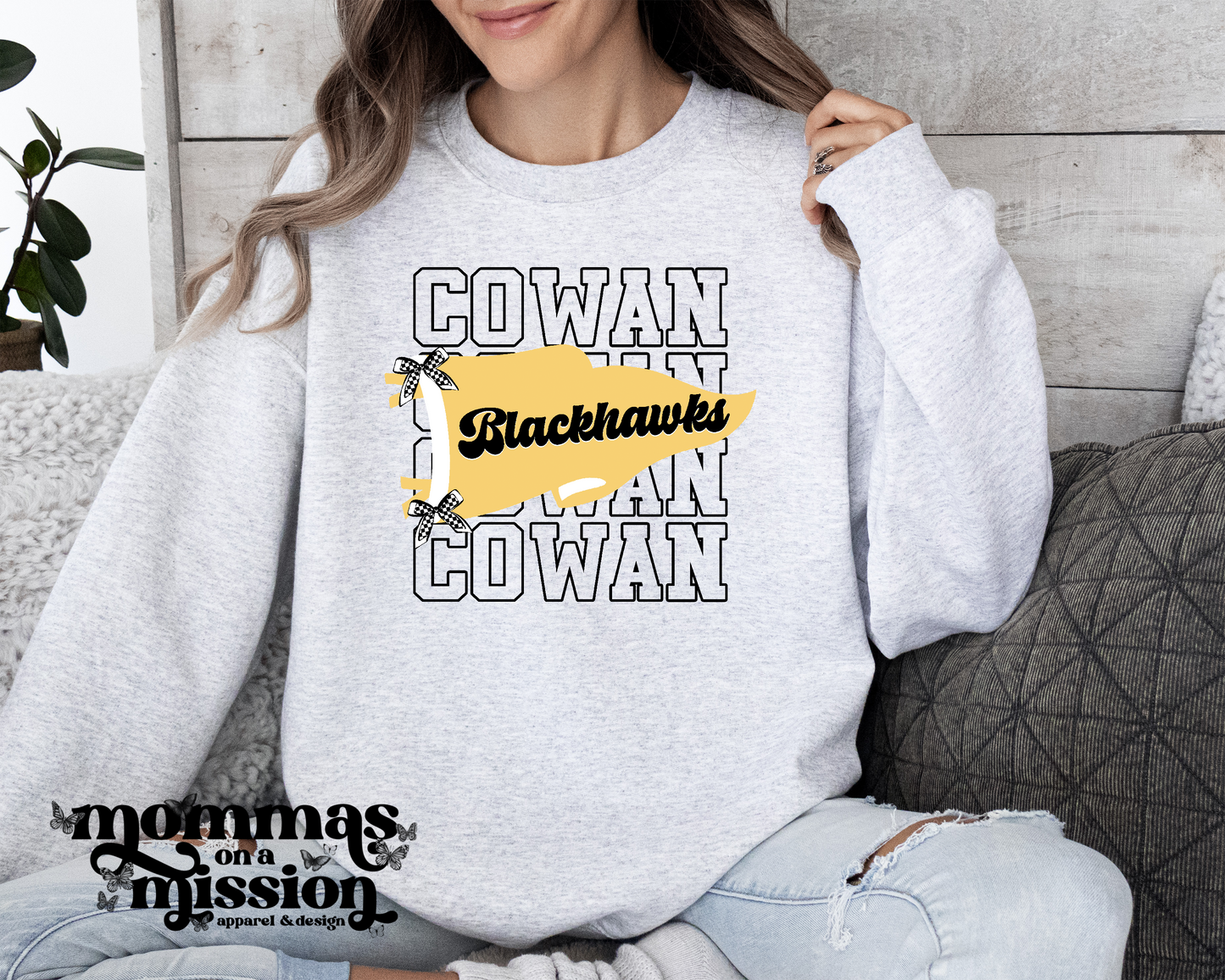 cowan blackhawks stacked spirit flag (youth)