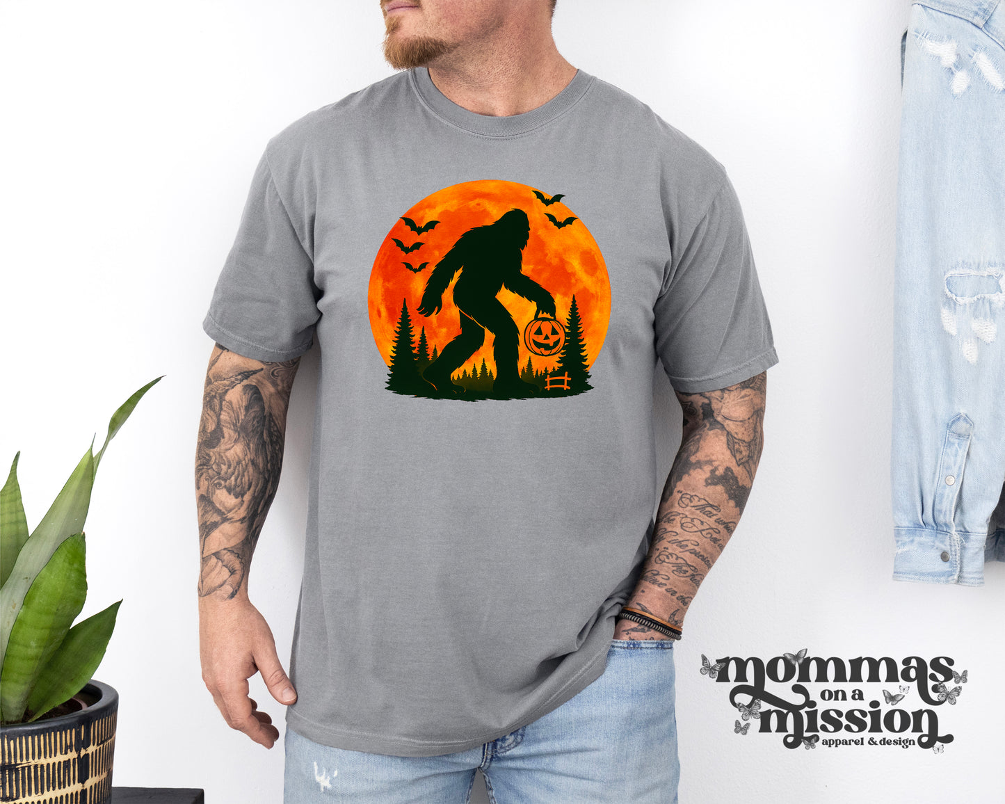 big foot halloween moon