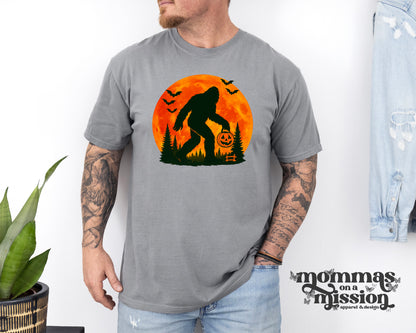 big foot halloween moon