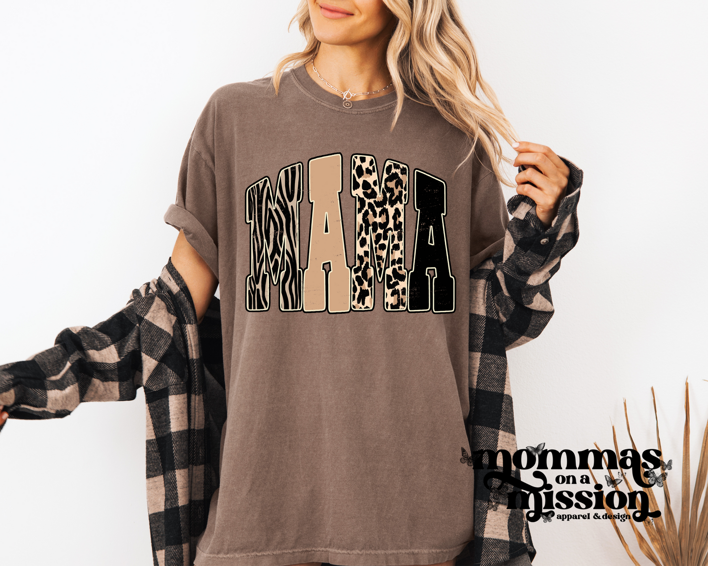 mama in zebra/leopard prints