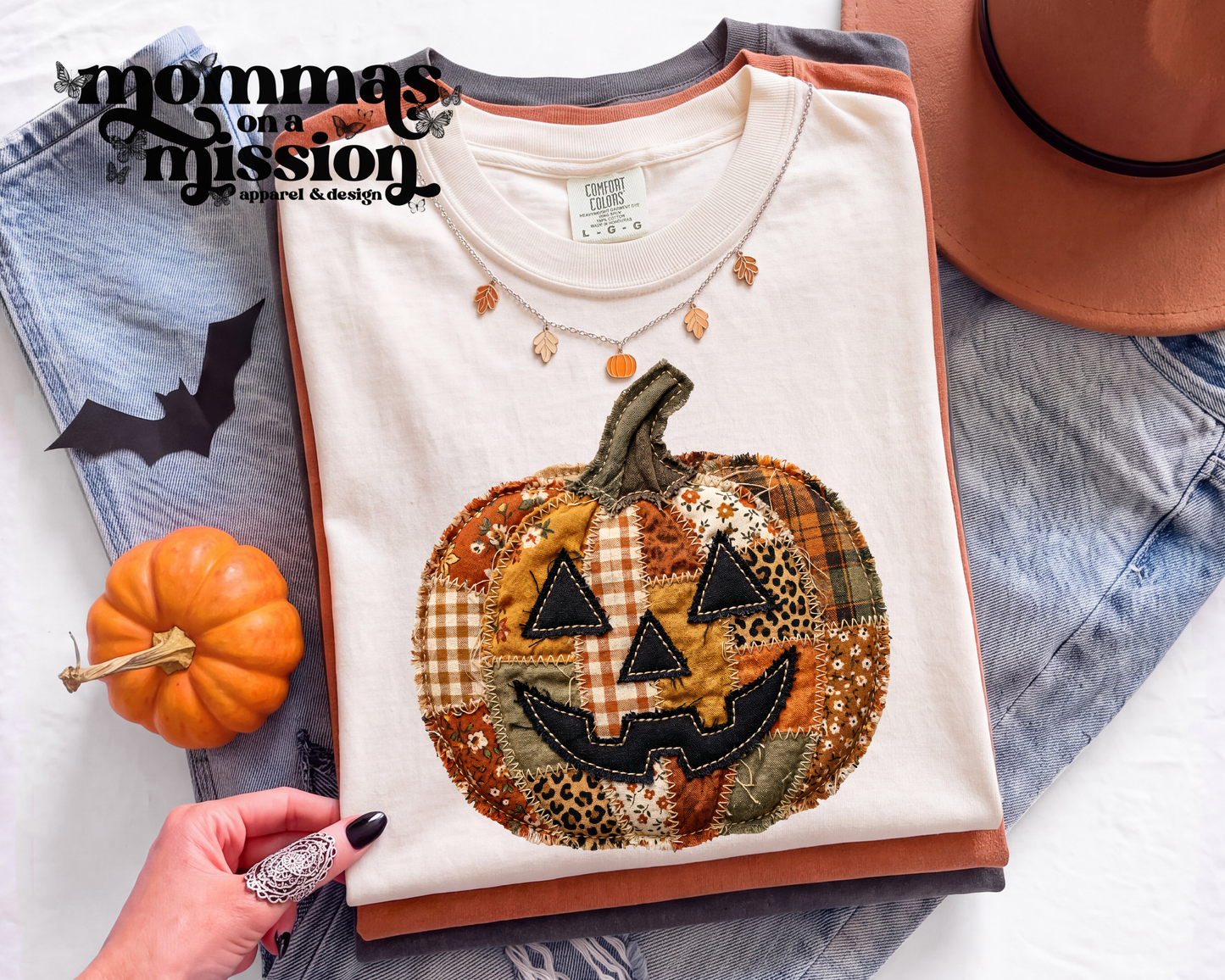 jack-o'-lantern face in patchwork