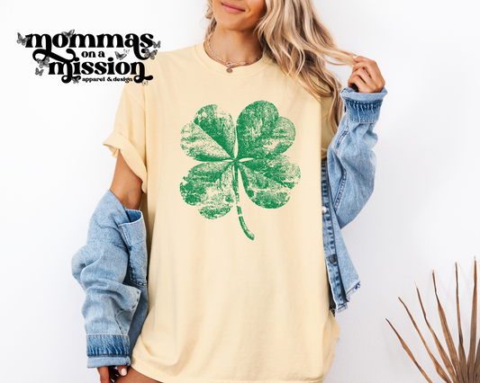 green distressed shamrock